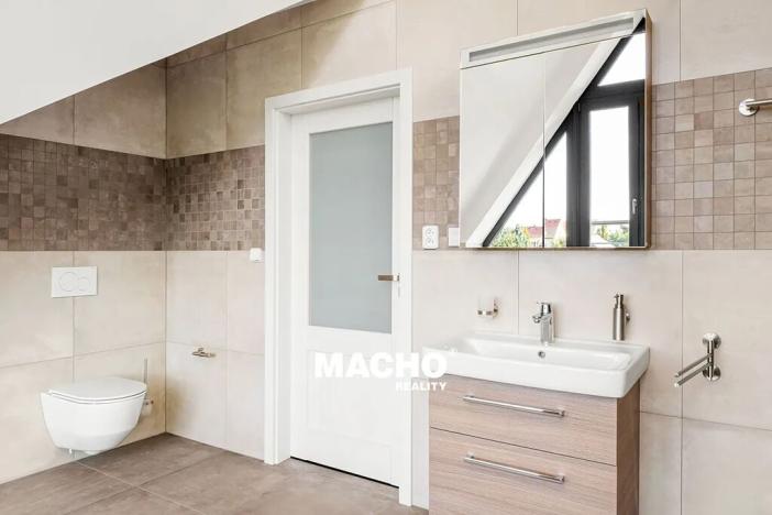 Pronájem rodinného domu, Kosoř, Školská, 380 m2