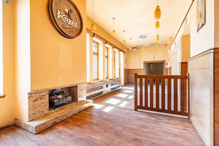 Prodej obchodního prostoru, Beroun, 456 m2