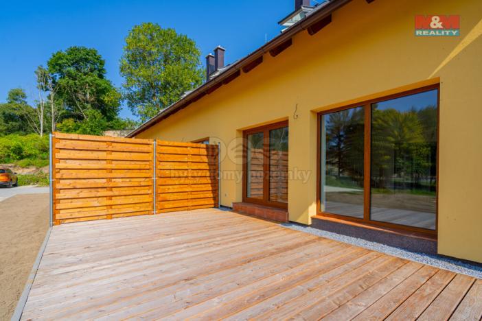 Prodej činžovního domu, Černá v Pošumaví - Bližná, 249 m2