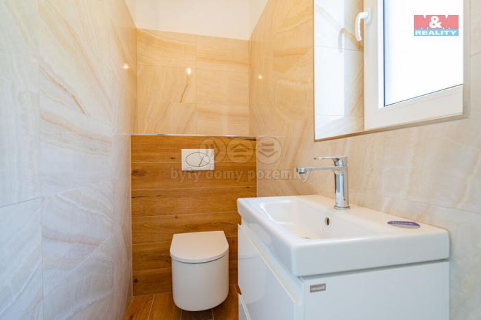 Prodej činžovního domu, Černá v Pošumaví - Bližná, 249 m2