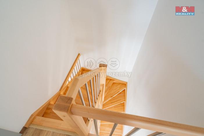 Prodej bytu 3+kk, Černá v Pošumaví - Bližná, 83 m2