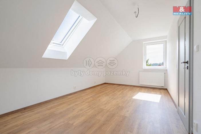 Prodej bytu 3+kk, Černá v Pošumaví - Bližná, 83 m2