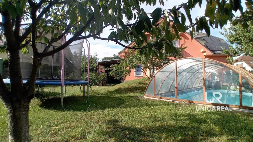 Prodej rodinného domu, Božice, 233 m2