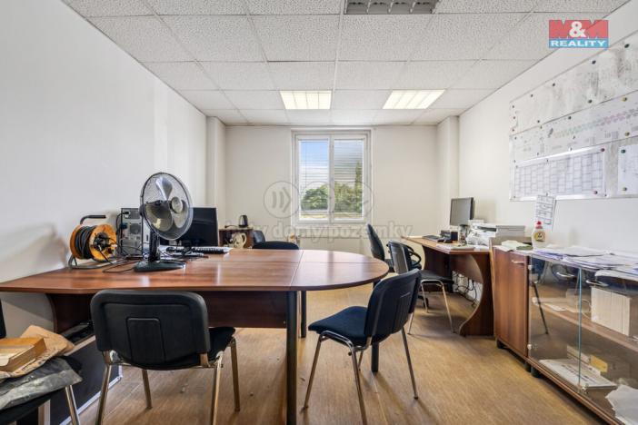 Prodej výrobních prostor, Štětí, Cihelná, 2882 m2