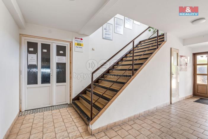 Prodej výrobních prostor, Štětí, Cihelná, 2882 m2