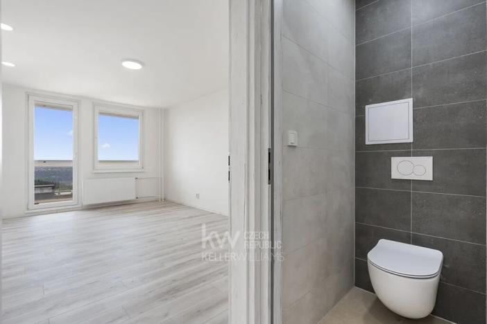 Prodej bytu 3+1, Praha - Troja, Hnězdenská, 74 m2