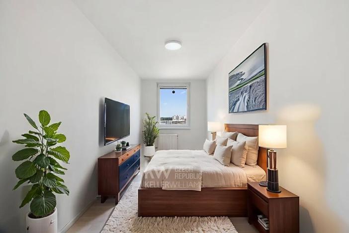 Prodej bytu 3+1, Praha - Troja, Hnězdenská, 74 m2