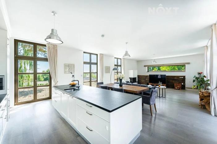 Prodej vily, Vrchlabí, Slunečný vrch, 299 m2