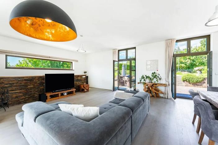 Prodej vily, Vrchlabí, Slunečný vrch, 299 m2