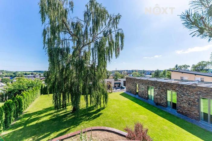 Prodej vily, Vrchlabí, Slunečný vrch, 299 m2