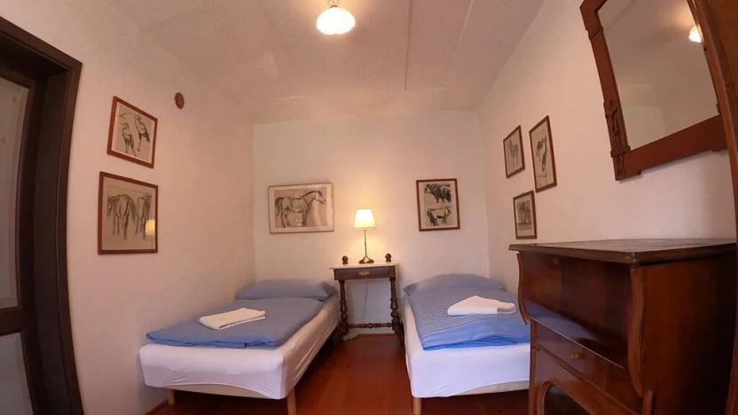 Prodej chalupy, Pecka, 300 m2