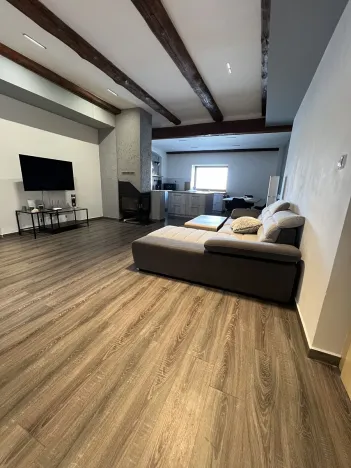 Prodej rodinného domu, Drhovle, 206 m2