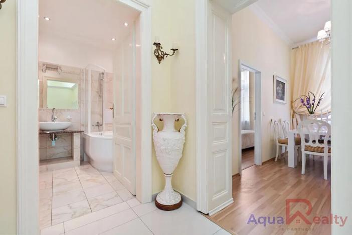 Prodej bytu 3+1, Karlovy Vary, K. Čapka, 88 m2