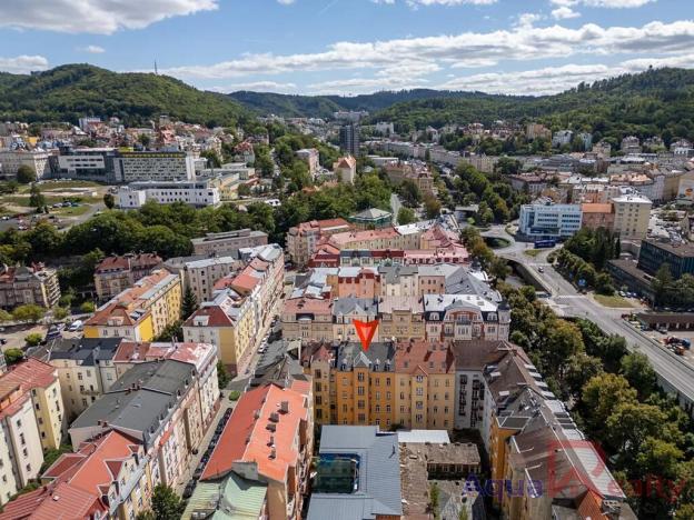 Prodej bytu 3+1, Karlovy Vary, K. Čapka, 88 m2