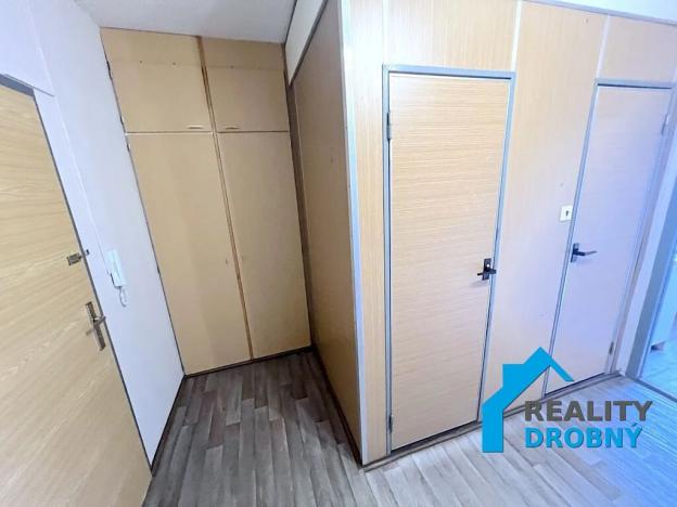 Pronájem bytu 1+1, Ústí nad Labem, Šrámkova, 34 m2