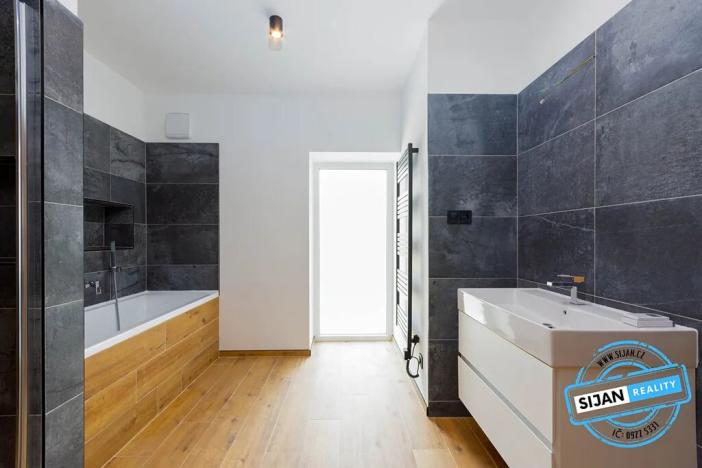 Prodej rodinného domu, Ostrava, U Lesa, 235 m2