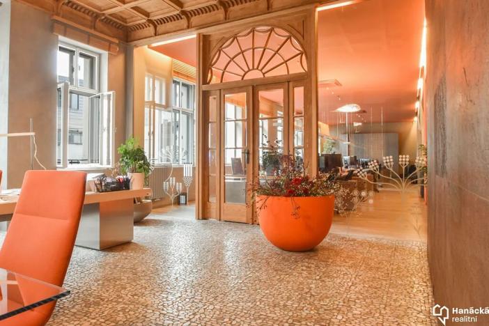 Pronájem kanceláře, Olomouc, tř. Svobody, 420 m2