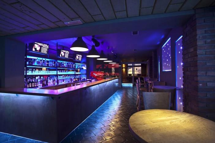 Prodej komerční nemovitosti, Veselí nad Lužnicí, náměstí T. G. Masaryka, 1037 m2