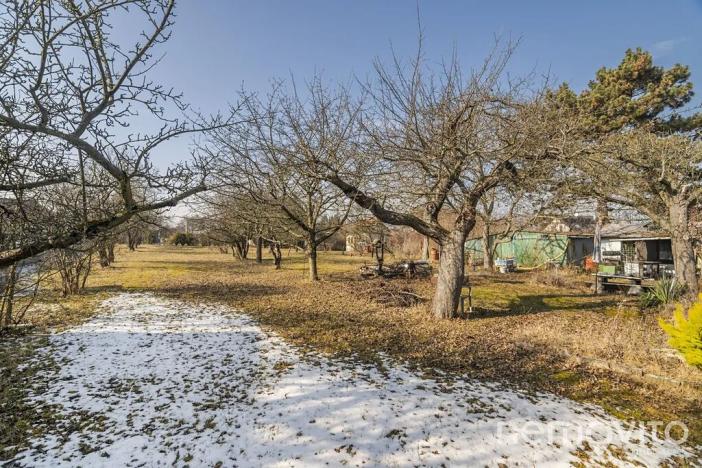 Prodej pozemku pro bydlení, Měšice, Měšická, 3747 m2