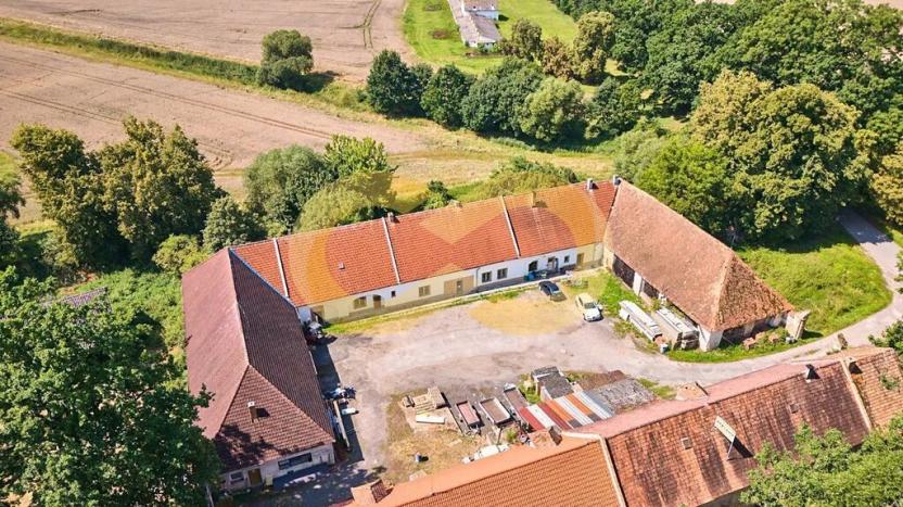 Prodej zemědělské usedlosti, Hrdějovice, 731 m2