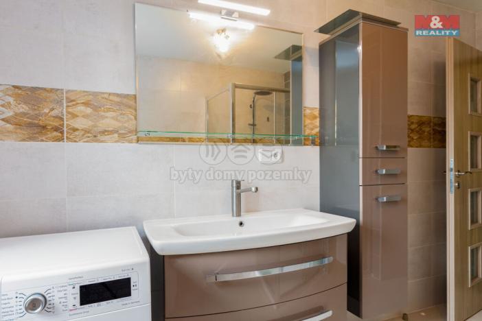 Prodej obchodního prostoru, Vítkov, Opavská, 460 m2