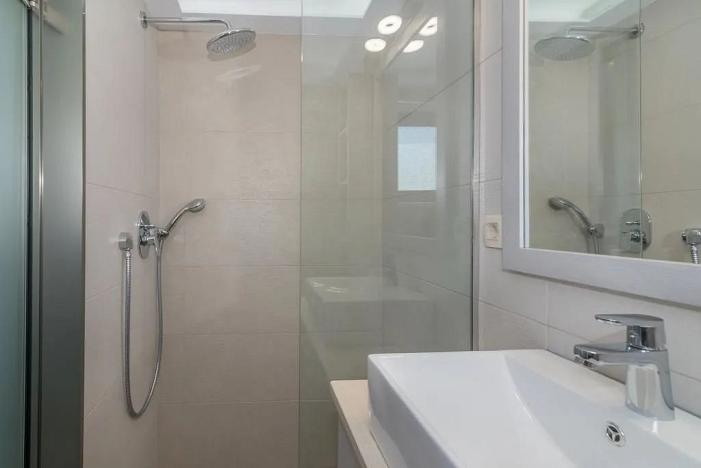 Prodej ubytování, Laganas, Zakynthos, Jónské Ostrovy, Řecko, 280 m2