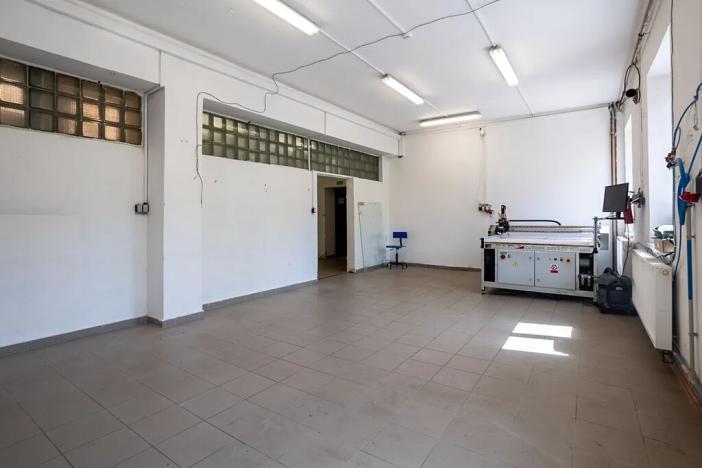 Prodej výrobních prostor, Liptál, 1097 m2