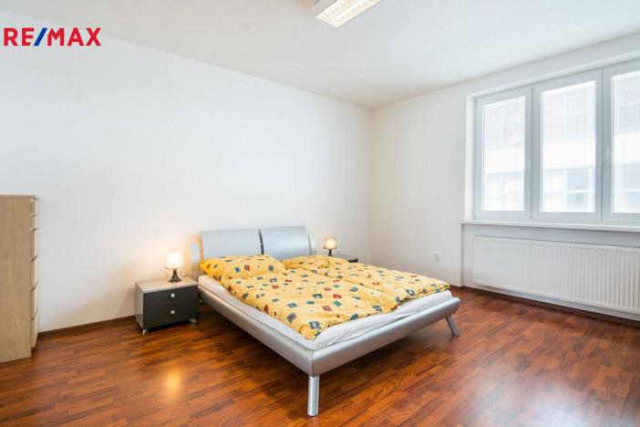 Pronájem bytu 2+kk, Ostrava - Moravská Ostrava, 28. října, 48 m2