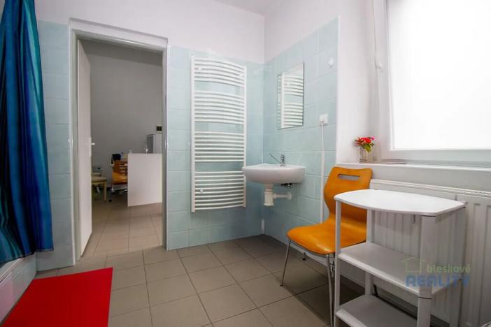 Pronájem obchodního prostoru, Brandýs nad Labem-Stará Boleslav, Pražská, 92 m2