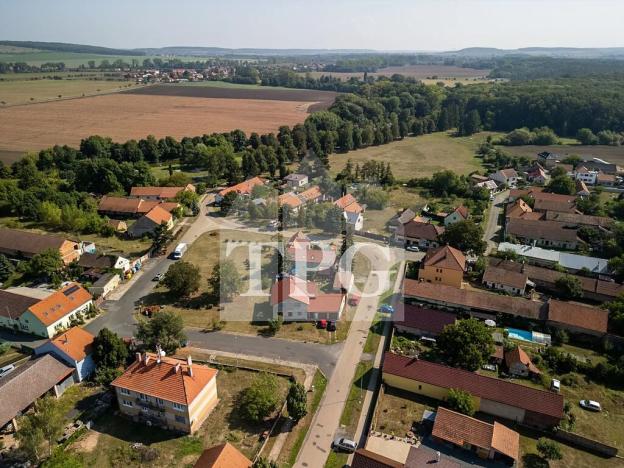 Prodej pozemku pro bydlení, Opolany, 1144 m2