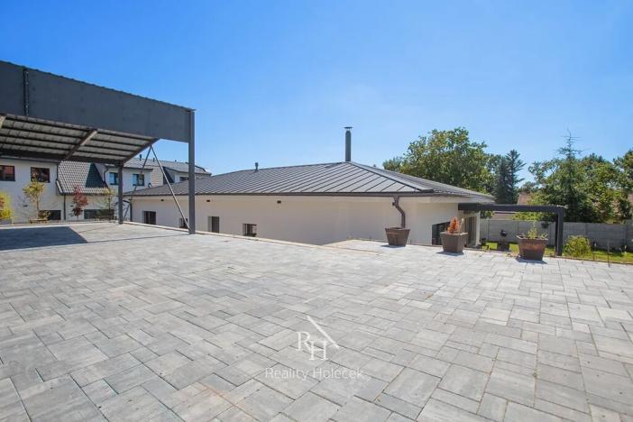 Prodej rodinného domu, Dolany, 160 m2