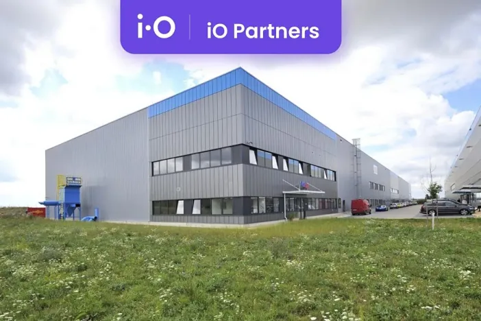 Pronájem skladu, Chrášťany, Za Tratí, 690 m2