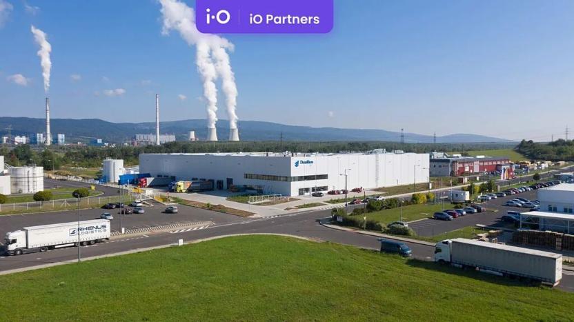 Pronájem skladu, Kadaň, Královský Vrch, 4040 m2