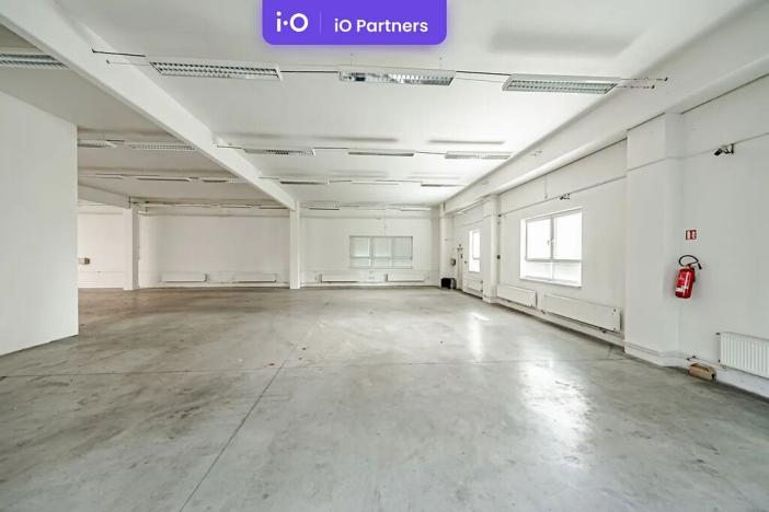 Pronájem výrobních prostor, Nymburk, U Početky, 2000 m2