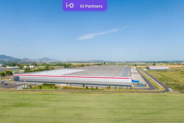 Pronájem skladu, Lovosice, Terezínská, 14562 m2