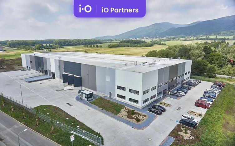 Pronájem skladu, Přestanov, 4262 m2