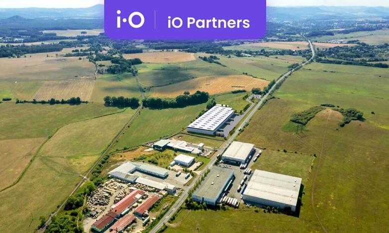 Pronájem skladu, Zákupy, Nádražní, 5000 m2