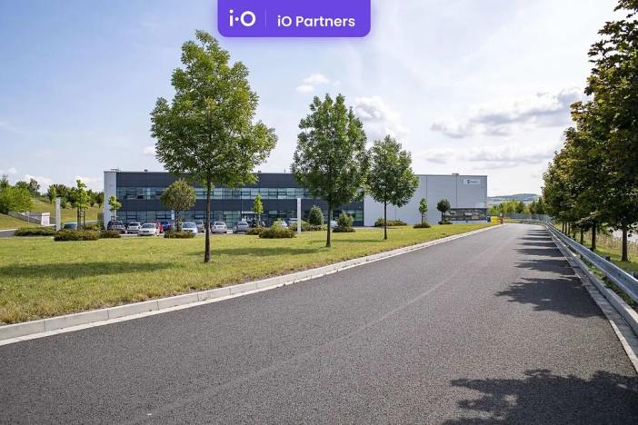 Pronájem skladu, Chlumčany, 20986 m2