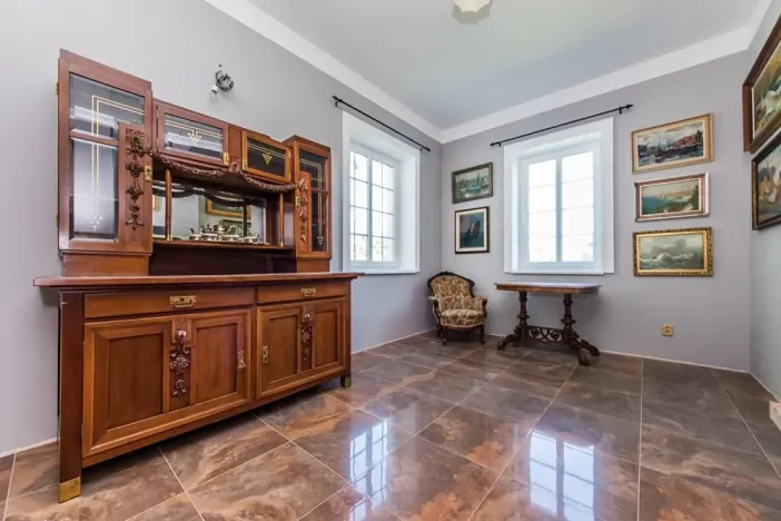 Prodej rodinného domu, Stranný, 804 m2