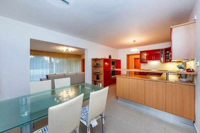 Prodej rodinného domu, Ohrobec, Na širokém I, 235 m2