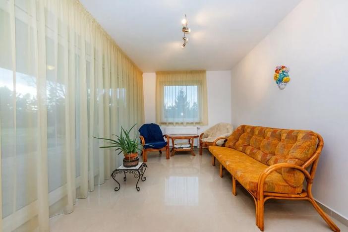 Prodej rodinného domu, Ohrobec, Na širokém I, 235 m2