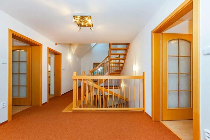 Prodej rodinného domu, Ohrobec, Na širokém I, 235 m2