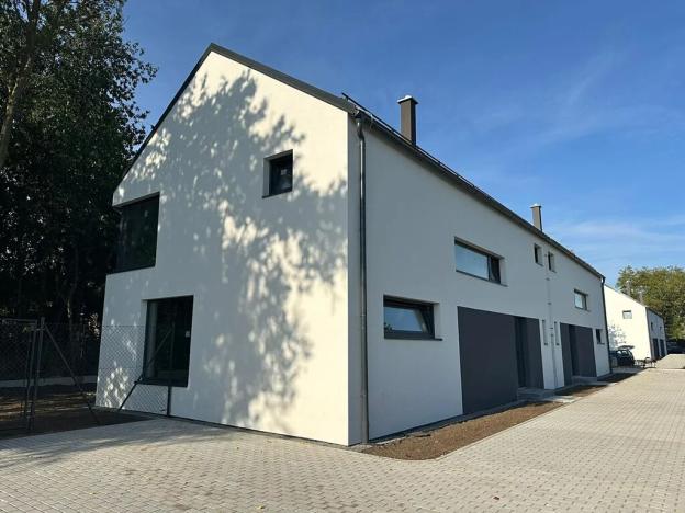 Prodej rodinného domu, Strančice, 155 m2