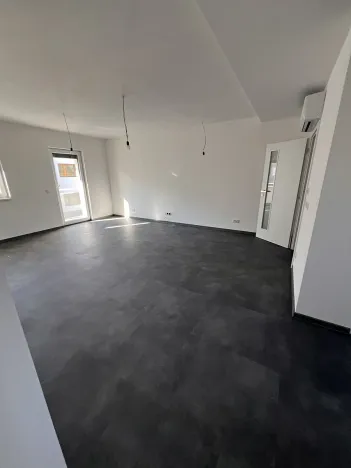 Prodej bytu 3+kk, Znojmo, Třešňová, 74 m2