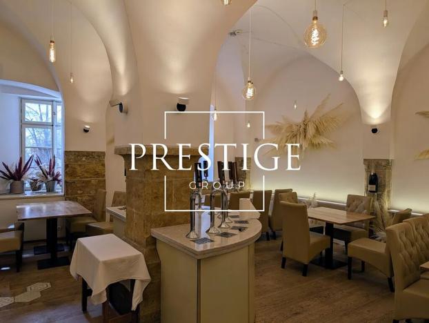 Pronájem restaurace, Praha - Staré Město, Týn, 365 m2