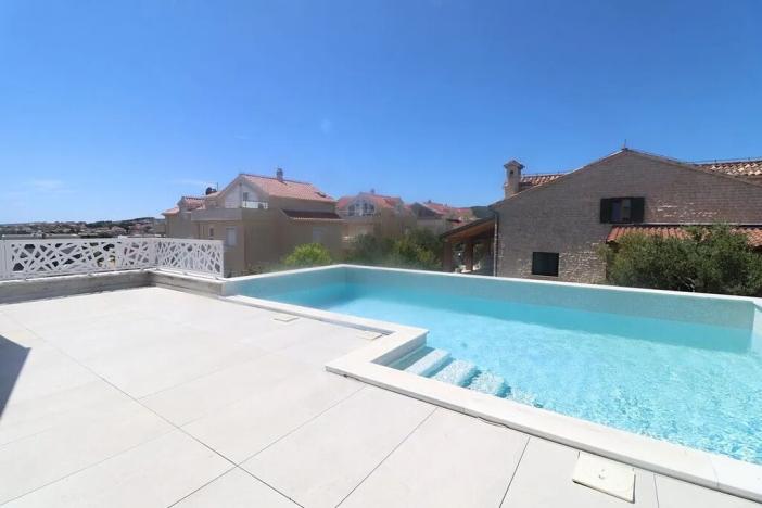 Prodej rodinného domu, Vodice, 198 m2