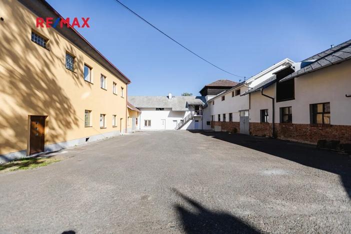 Prodej výrobních prostor, Zbiroh, Líšenská, 700 m2