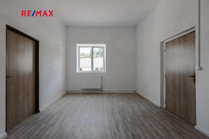 Prodej výrobních prostor, Zbiroh, Líšenská, 700 m2