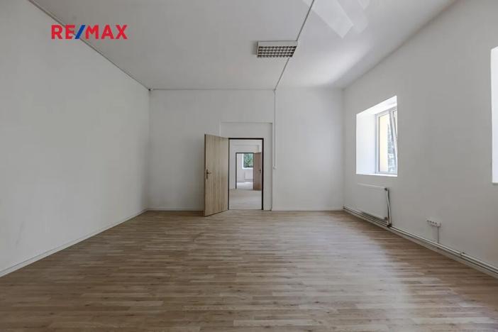 Prodej výrobních prostor, Zbiroh, Líšenská, 700 m2