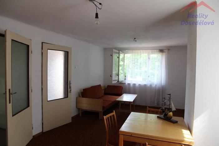 Prodej rodinného domu, Daleké Dušníky, 256 m2